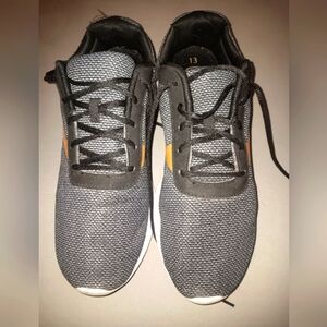 Men's size 13, Athletic Works sneakers